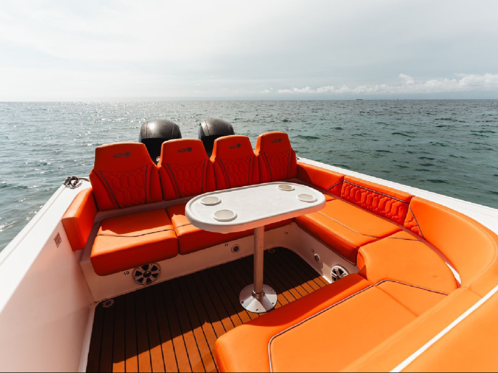 Alquiler lancha para 12 personas en Cartagena