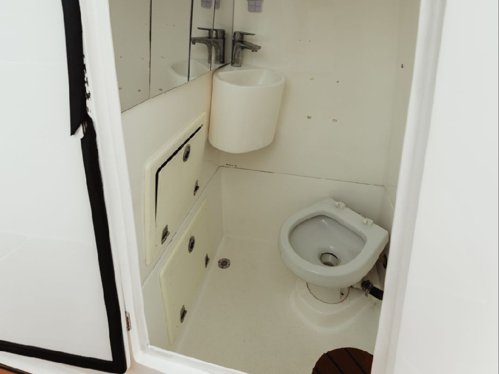 Alquiler lancha para 12 personas en Cartagena