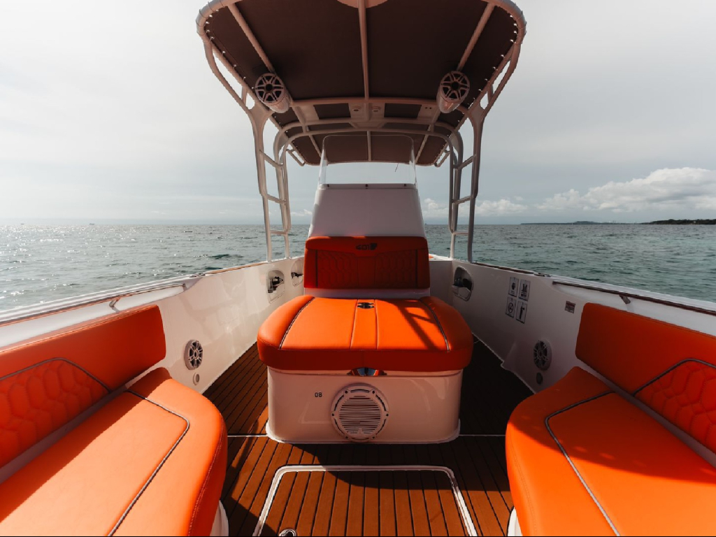 Alquiler lancha para 12 personas en Cartagena