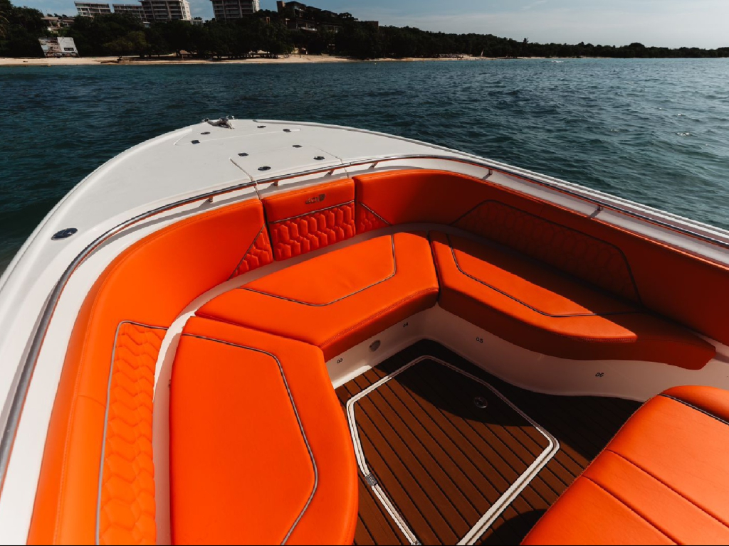 Alquiler lancha para 12 personas en Cartagena