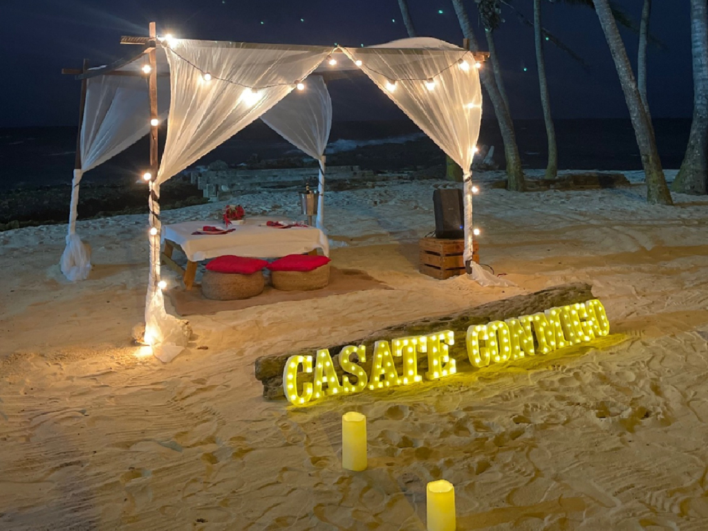 cena romanrica en la playa para 2 personas en San Andres