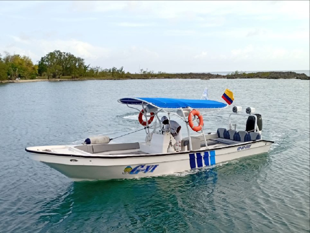 Alquiler lancha en San Andres para 18 personas