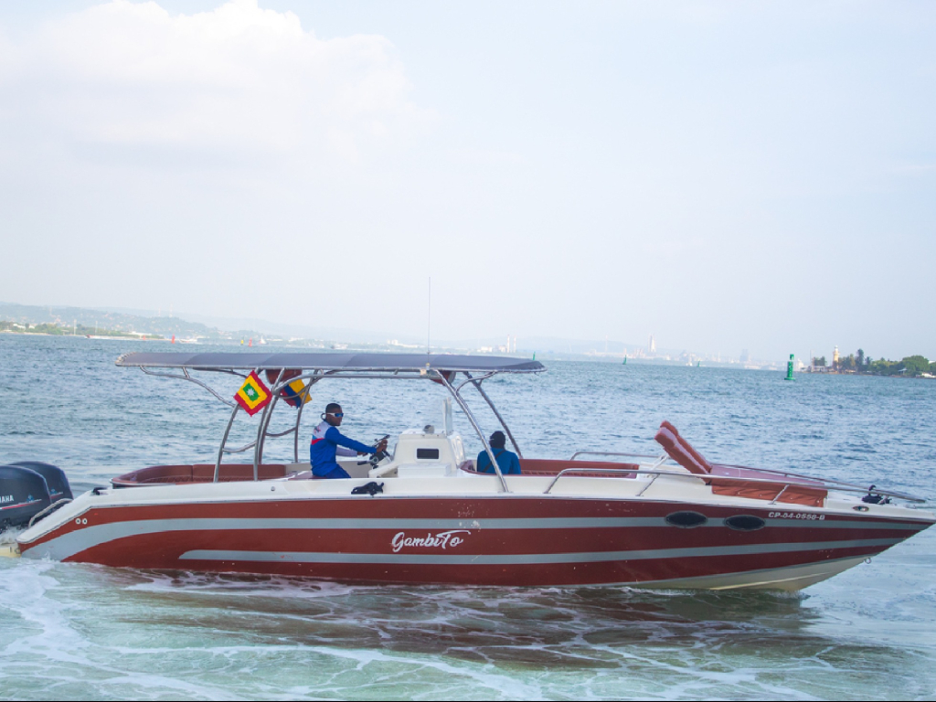 alquiler lancha para 15 personas en Cartagena