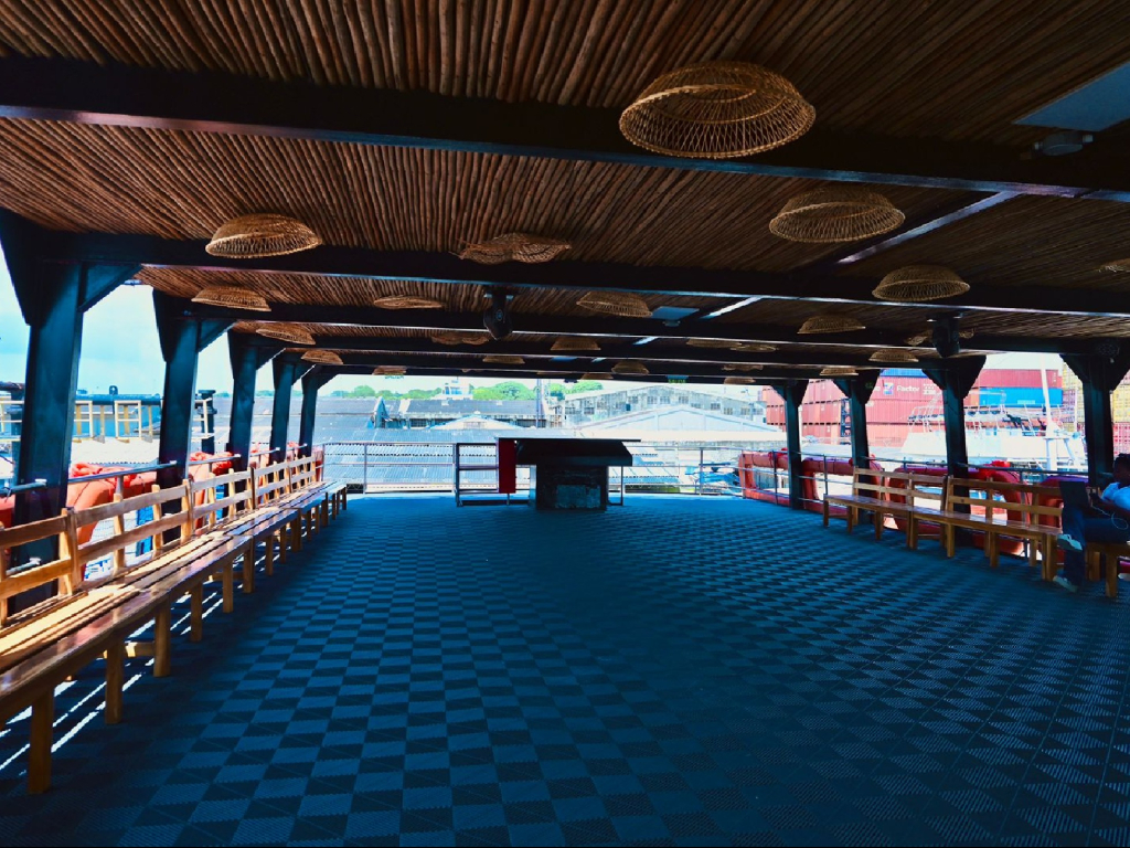 barco volar tour atardecer