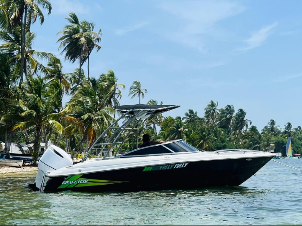 alquiler lancha para 10 personas en San Andres