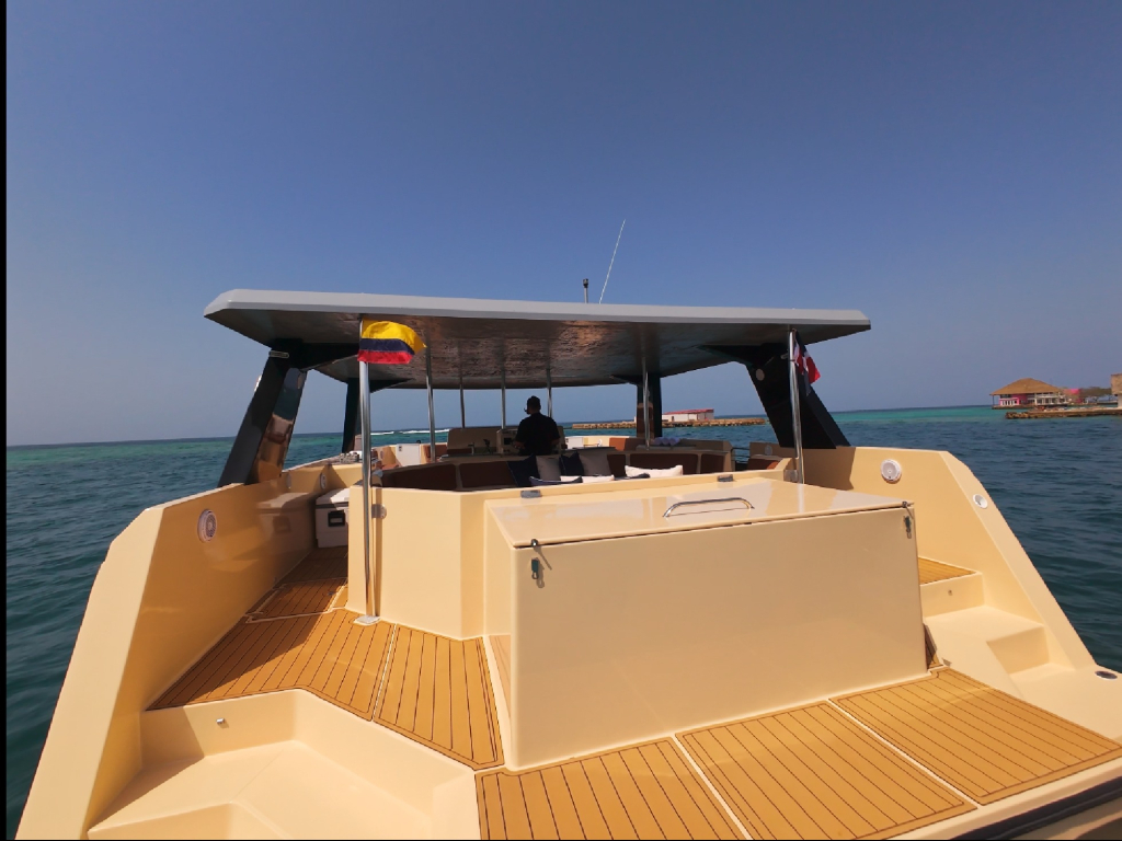 alquiler catamaran para 40 personas en catamaran