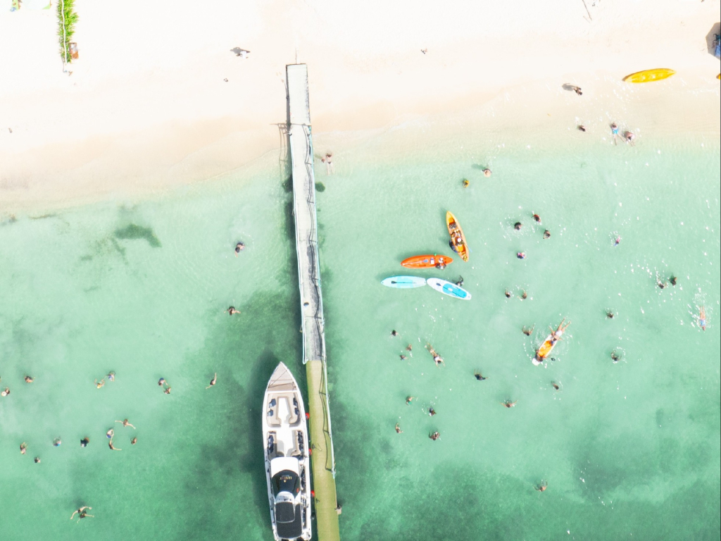 Luxury Beach Open bar islas del rosario