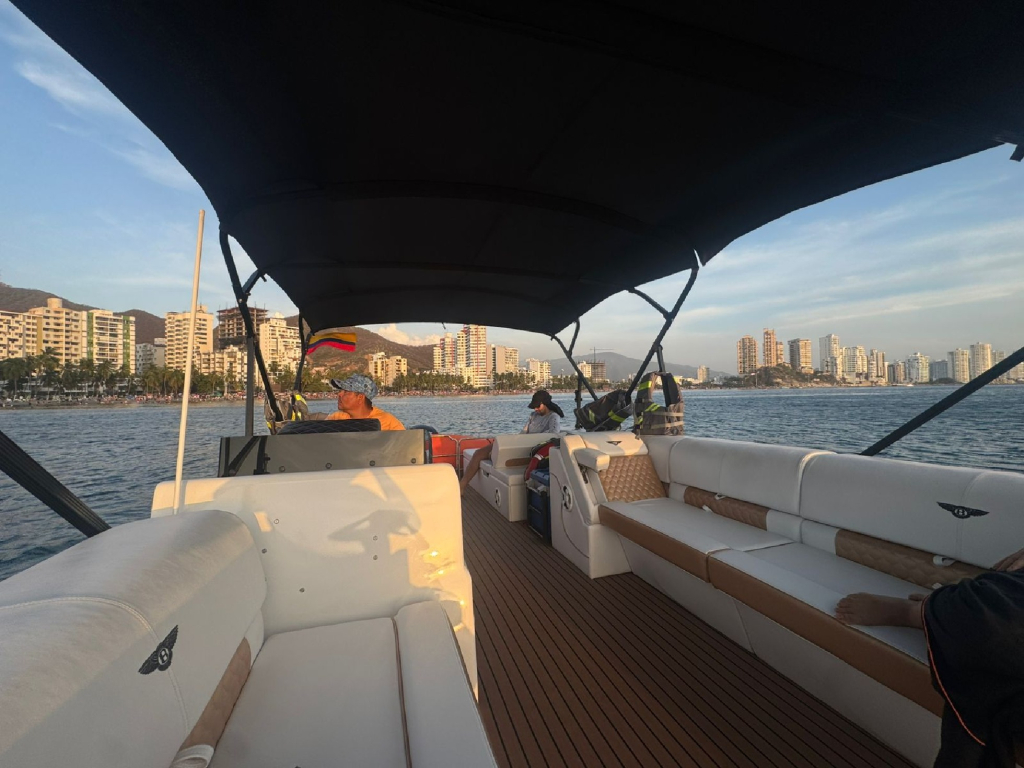 alquiler ponton en santa marta
