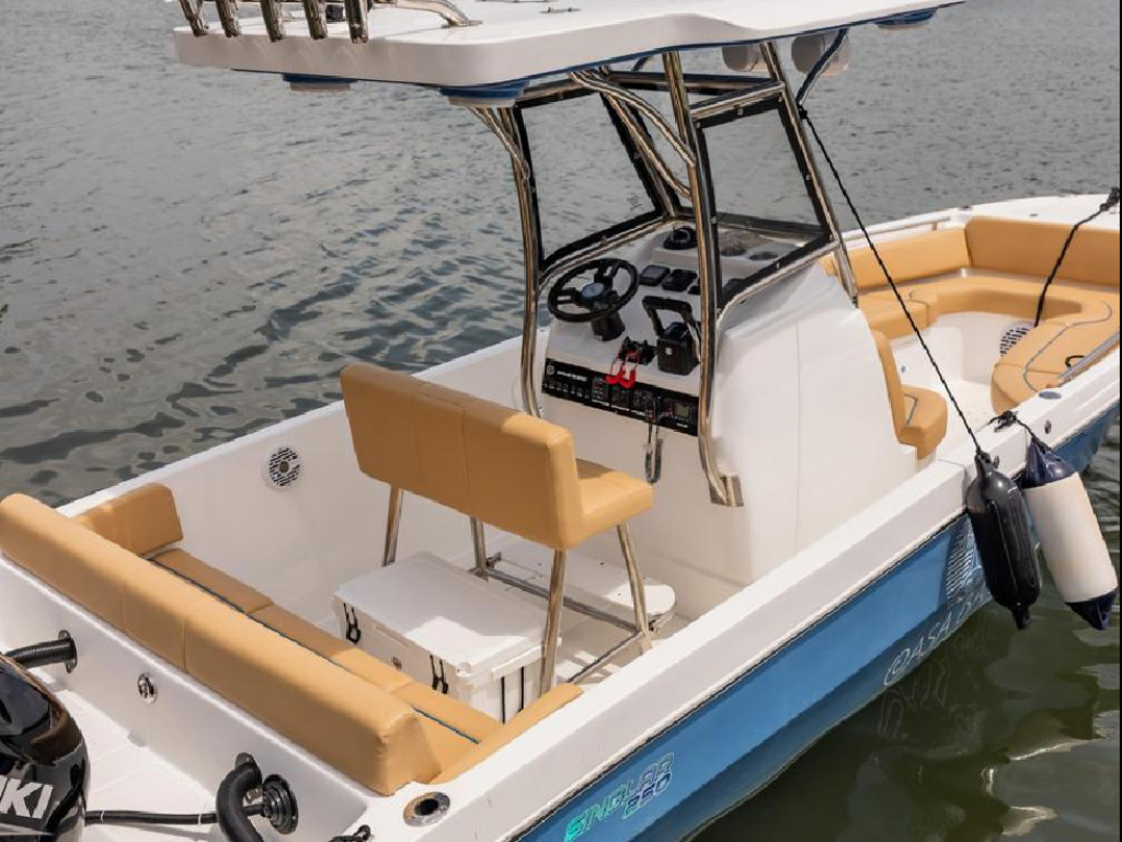 Alquiler lancha para 6 personas en Cartagena