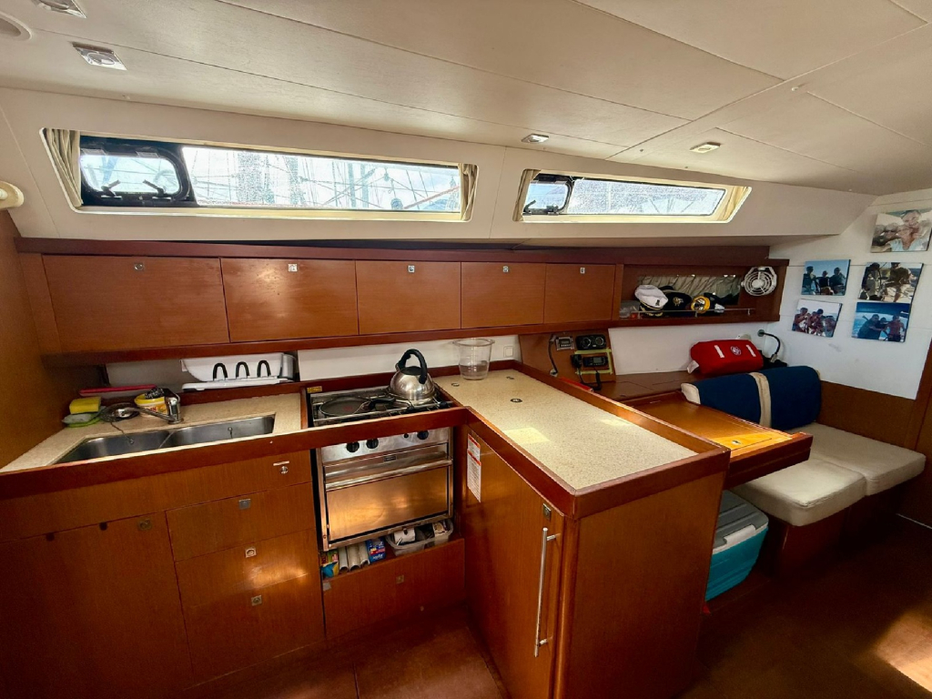 Alquiler de velero para 12 personas en Santa Marta