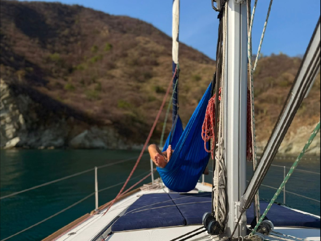 Alquiler de velero para 12 personas en Santa Marta