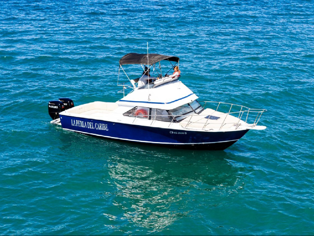 alquiler yate para 18 personas en santa marta